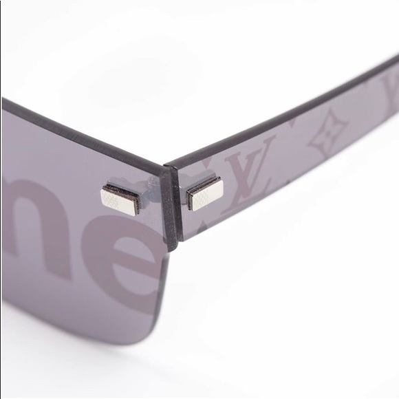 Louis Vuitton X Supreme Sunglasses - Picture 5 of 8